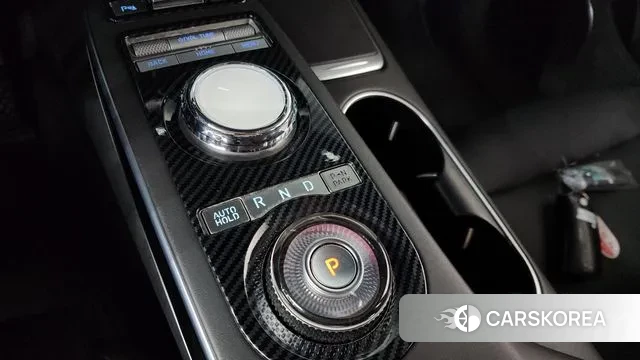 Genesis GV70 id 3329424 из Кореи 19