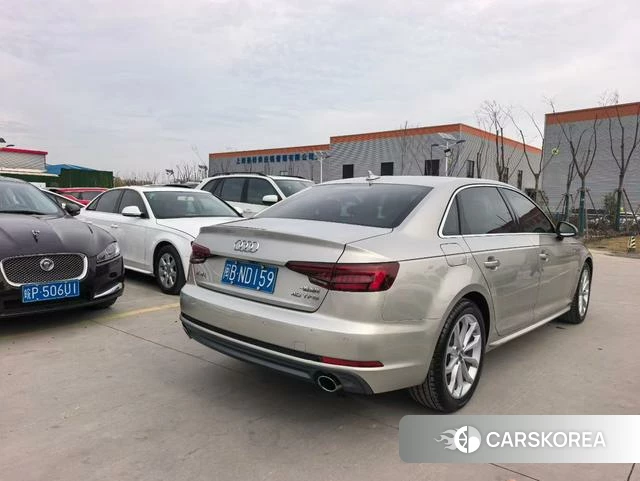 Audi A4L id 3889704 из Китая 9