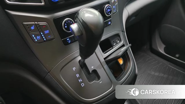 Hyundai The New Grand Starex id 4698723 из Кореи 19