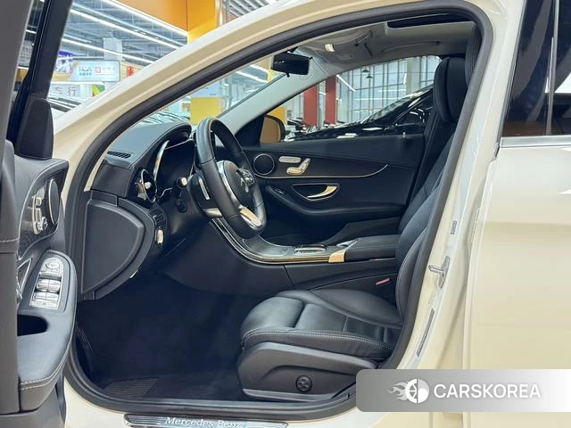 Mercedes-Benz Class C id 4297534 из Китая 12