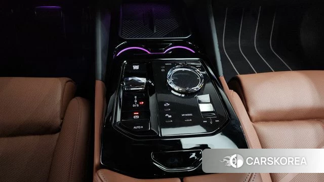 BMW 5 Series (G60) id 4515687 из Кореи 33