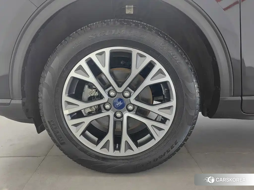 Ford Escape id 4649385 из Китая 23