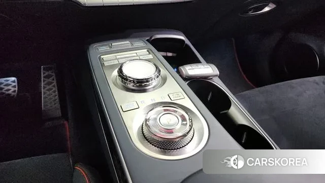 Genesis GV70 id 3017457 из Кореи 19