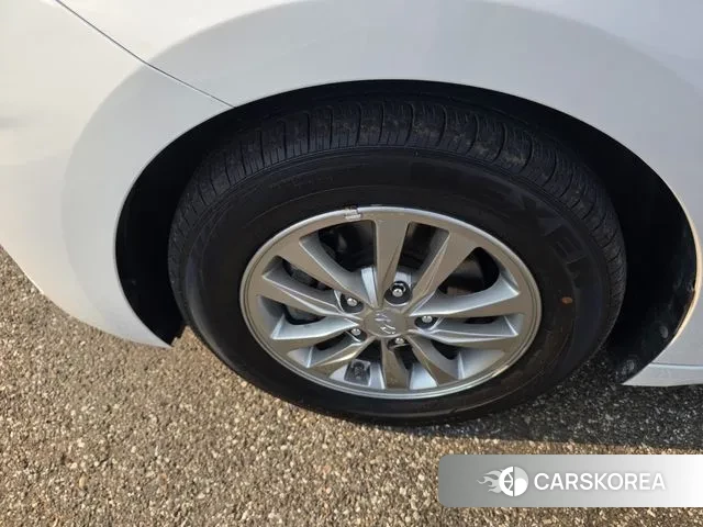 Hyundai The New Avante AD id 3399214 из Кореи 19