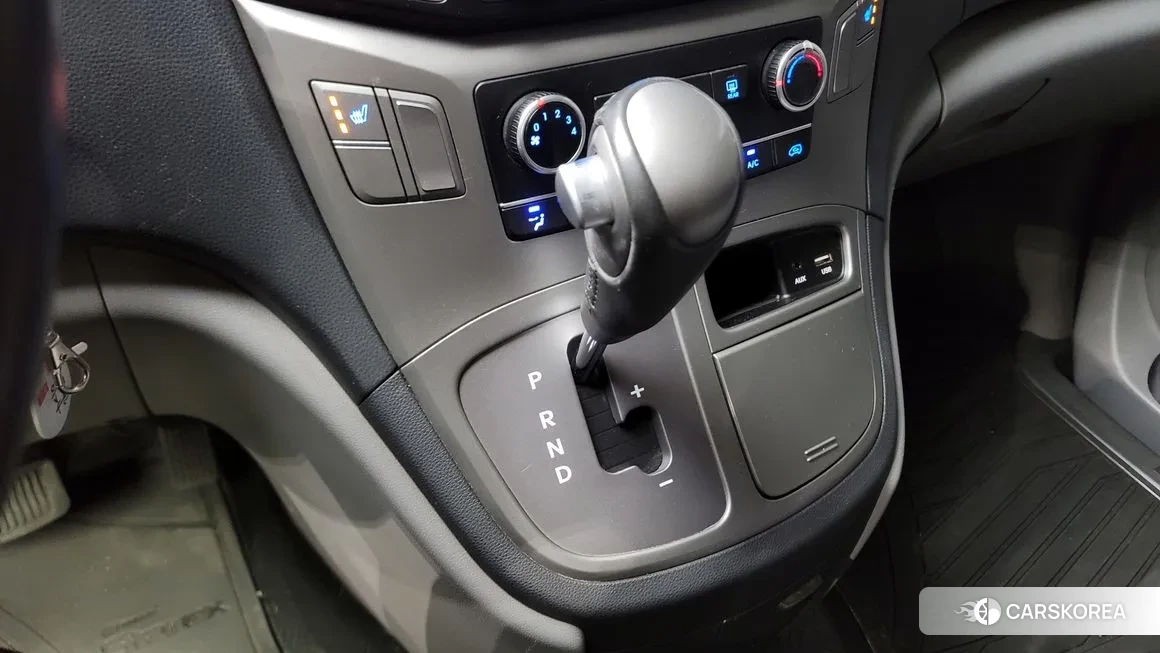 Hyundai The New Grand Starex id 1551831 из Кореи 19