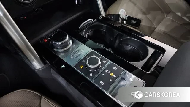 Land Rover Discovery 5 id 3754142 из Кореи 19