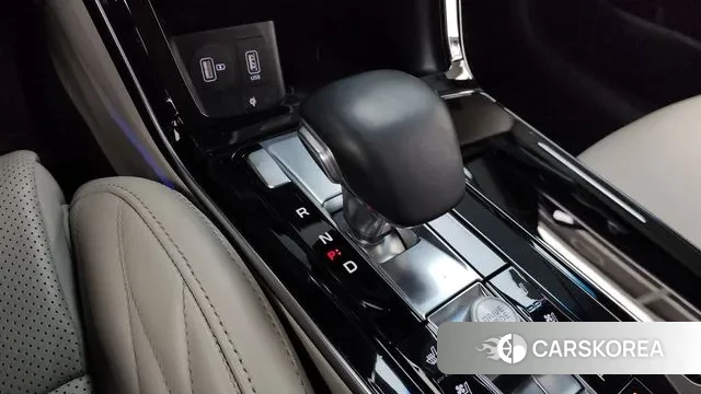 Kia K7 Premier Hybrid id 3469352 из Кореи 19