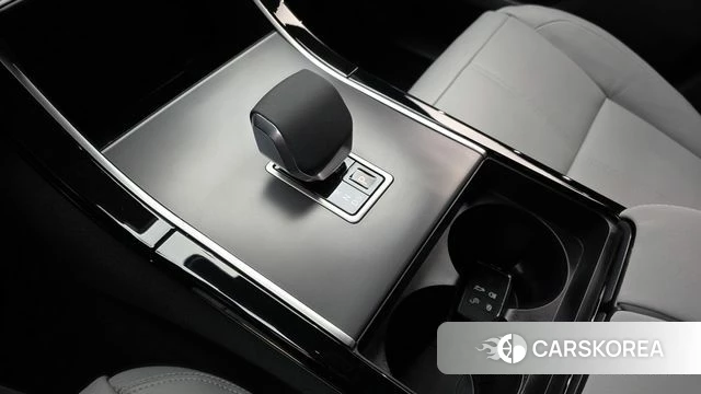 Land Rover Range Rover Velar id 3921777 из Кореи 19