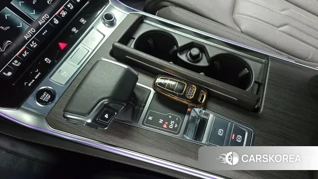 Audi A7 (4K) id 3394212 из Кореи 19