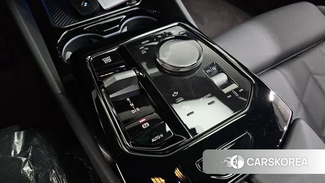 BMW 5 Series (G60) id 3353691 из Кореи 19