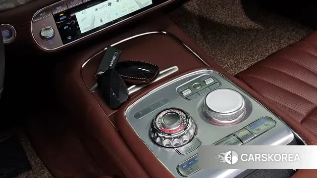 Genesis G90 (RS4) id 3043577 из Кореи 19