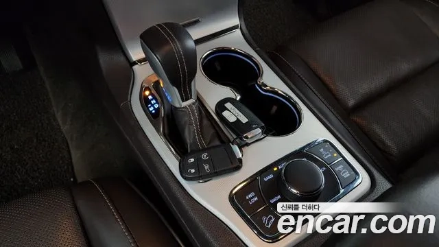 Jeep Grand Cherokee id 2946450 из Кореи 19