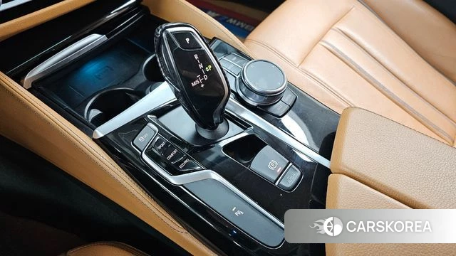 BMW 5 Series (G30) id 4502659 из Кореи 34