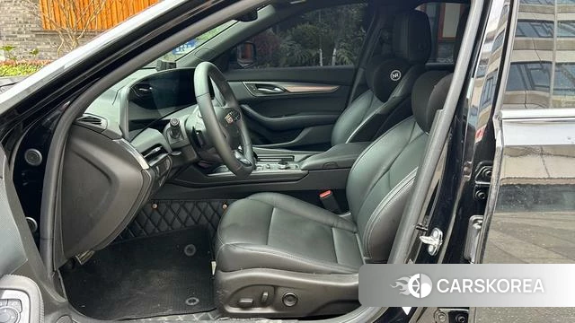 Cadillac CT5 id 4215231 из Китая 21
