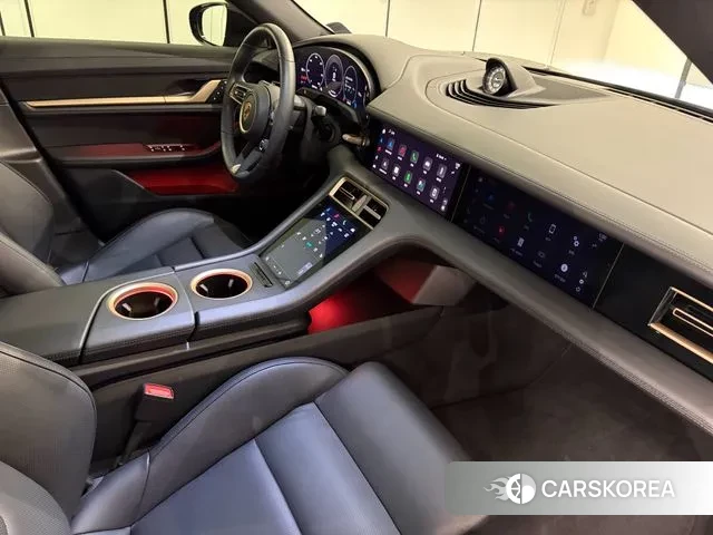 Porsche Taycan id 3750834 из Кореи 11