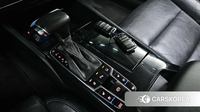 Kia Come New K7 id 3879689 из Кореи 19