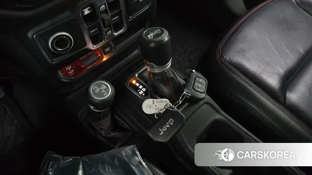 Jeep Wrangler (JL) id 3095422 из Кореи 19