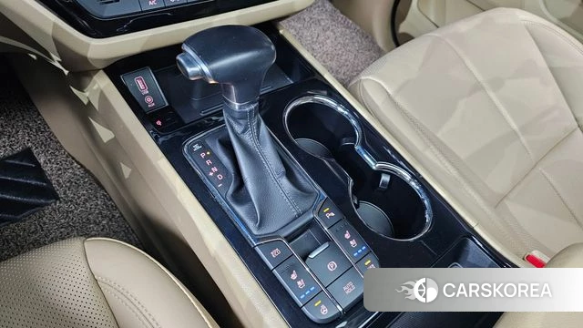 Kia The New Carnival id 3924976 из Кореи 19