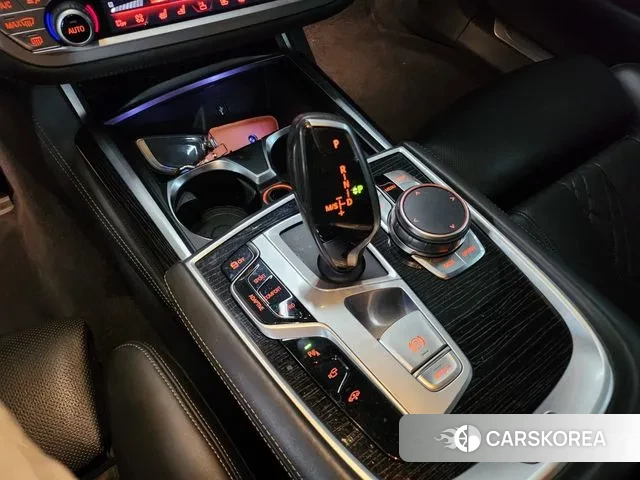 BMW 7 Series (G11) id 3536177 из Кореи 13