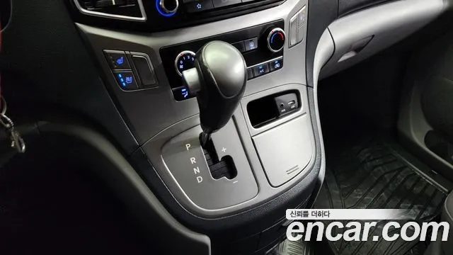 Hyundai The New Grand Starex id 2932976 из Кореи 19
