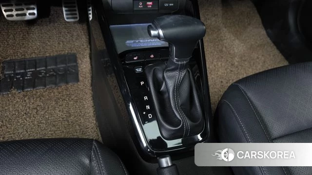 Kia Stonic id 4318325 из Кореи 31