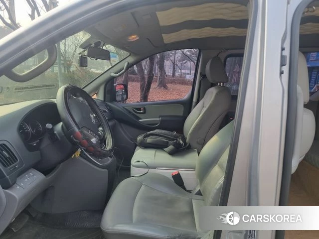Hyundai The New Grand Starex id 4520127 из Кореи 19