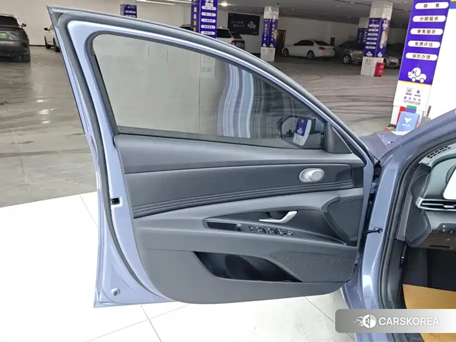 Hyundai Elantra id 4514107 из Китая 15