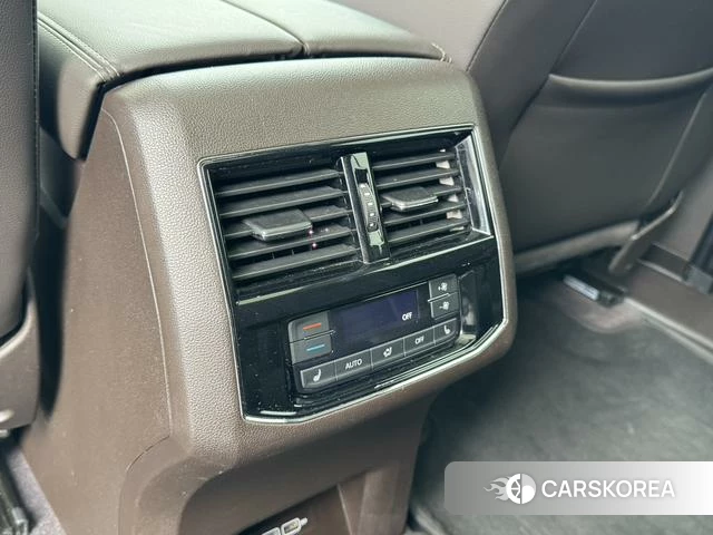 Volkswagen Tourang id 4238612 из Китая 20