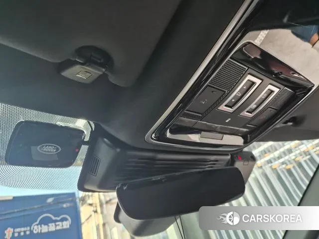 Land Rover Range Rover Velar id 3471868 из Кореи 19