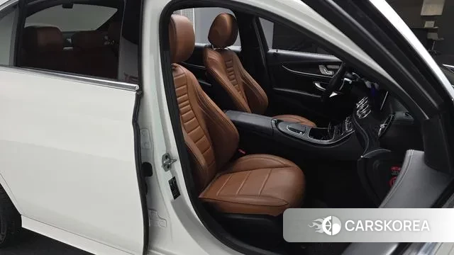 Mercedes-Benz E-Class W213 id 3587647 из Кореи 19
