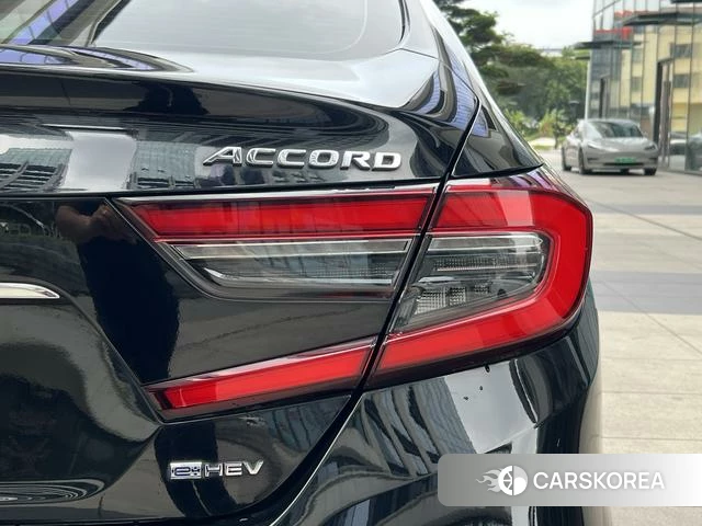 Honda Accord id 4314799 из Китая 32