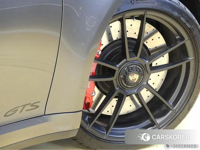 Porsche 911(992) id 4302713 из Кореи 19