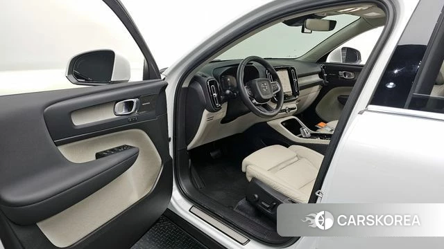 Volvo XC40 id 4360837 из Кореи 32