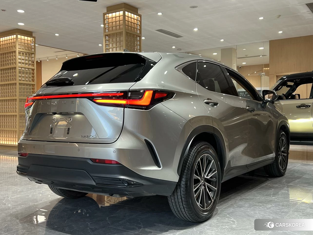Lexus NX id 4440464 из Китая 15