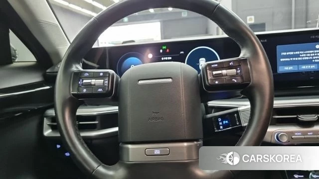 Hyundai Grandeur (GN7) id 4428032 из Кореи 17