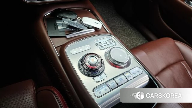 Genesis G90 (RS4) id 3859658 из Кореи 19