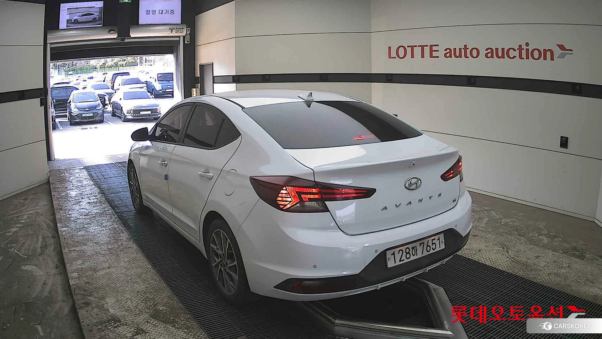 Hyundai Avante id 3882049 из Кореи 36