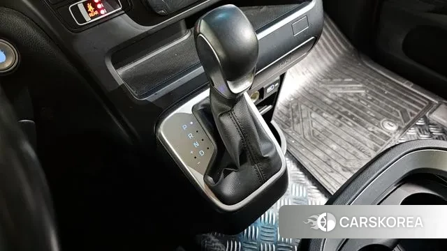 Hyundai Staria id 3295150 из Кореи 19