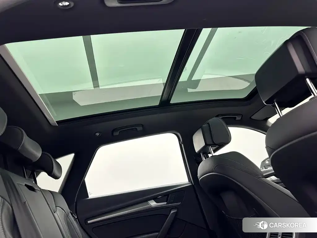 Audi Q5L id 4629610 из Китая 28