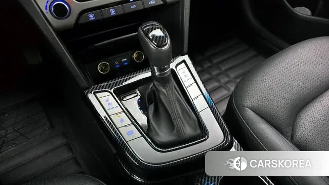 Hyundai Avante AD id 3034392 из Кореи 19