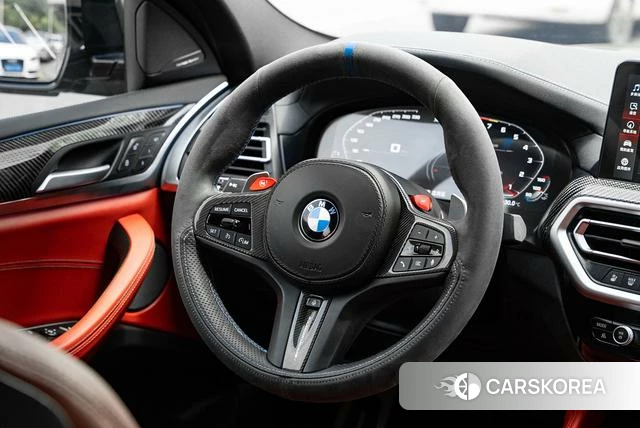 BMW X4 M id 4274656 из Китая 16