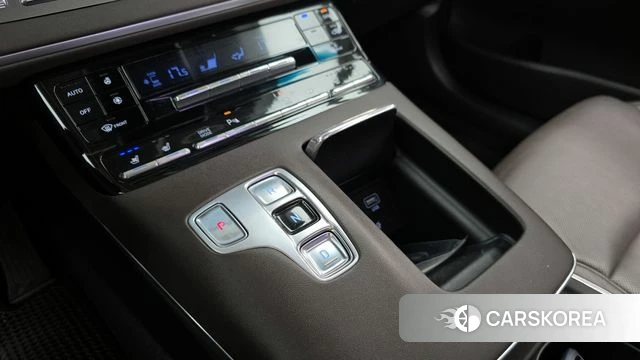 Hyundai The New Grandeur IG Hybrid id 4317708 из Кореи 31