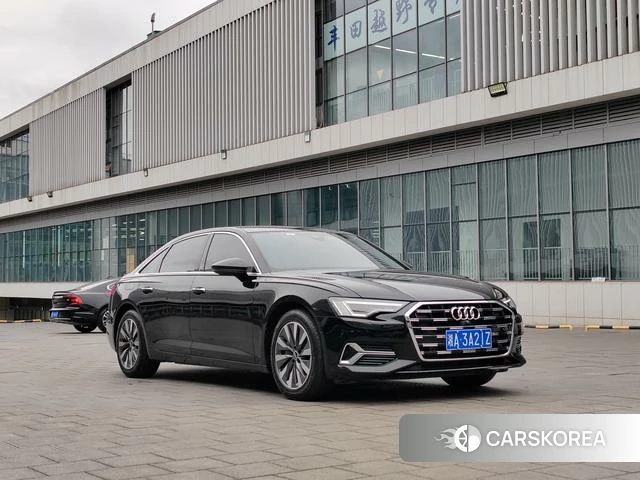 Audi A6L id 4290394 из Китая 17