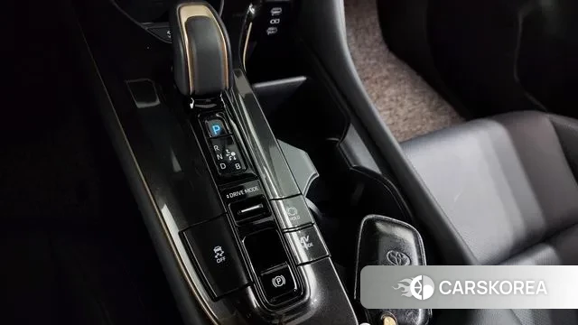 Toyota Crown Crossover id 3679718 из Кореи 19