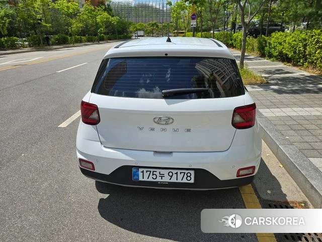Hyundai Venue id 4283539 из Кореи 19