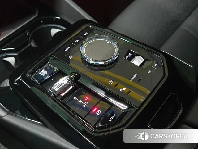 BMW 5 Series (G60) id 2893999 из Кореи 19