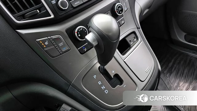 Hyundai The New Grand Starex id 3872314 из Кореи 19