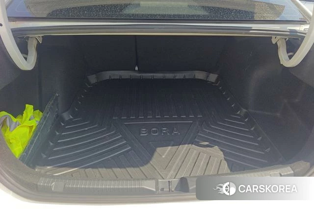 Volkswagen Bora id 4298091 из Китая 16