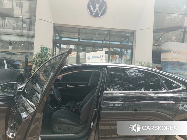 Volkswagen Passat id 4365714 из Китая 11