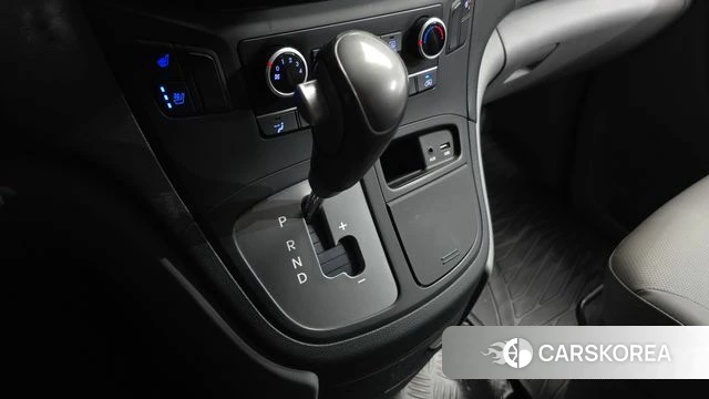 Hyundai The New Grand Starex id 4020681 из Кореи 19